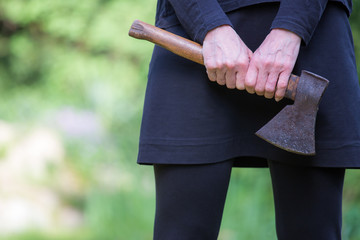 Emanzipation, eine Frau wehrt sich