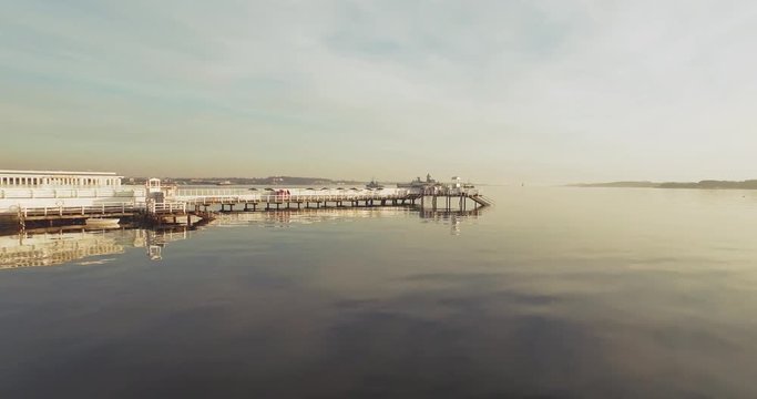 Luftaufnahme von einer alten Badeanstalt an der kieler F&ouml;rde, Kiel Schleswig Holstein