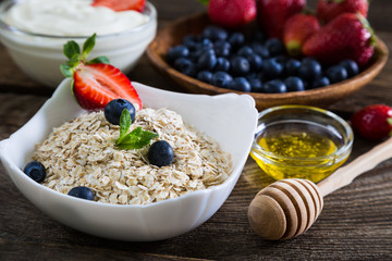 Natural products, fruit, oatmeal, yogurt and honey
