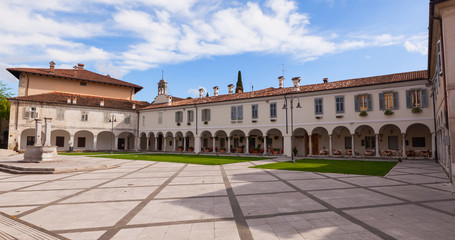 Fototapeta na wymiar Lantieri palace, Gorizia