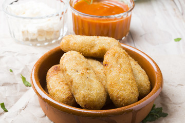 Croquette, croqueta