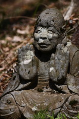 Fototapeta premium 春の箱根仙石原長安寺；五百羅漢像】 