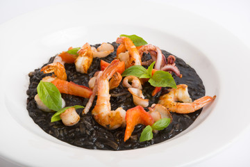 Black risotto with seafood