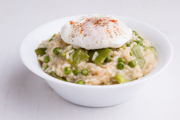 pea risotto with egg