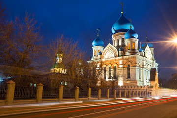 Fototapeta na wymiar Москва. Монастырь.