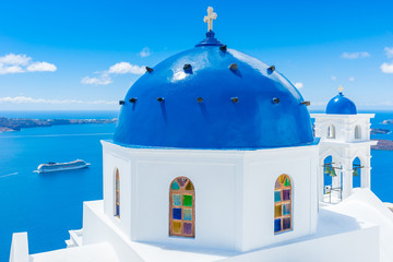 Kościół na wyspie Santorini, Grecja - obrazy, fototapety, plakaty