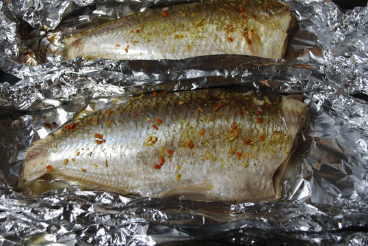 Vimba cooked in the oven, the foil is opened. Vimba vimba (vimba bream, zanthe, or zarte) is a European fish species in the Cyprinidae family, that is found in Europe and western Asia.