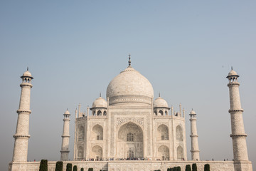 Fototapeta na wymiar Taj Mahal and Persian Architecture