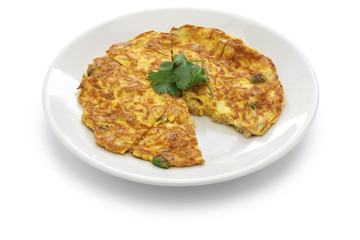 taiwanese dried radish omelet