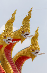 Fototapeta na wymiar Chinese style dragon statue