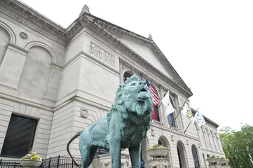 Muurstickers Green Lion Statue at Art Museum © EugeneF