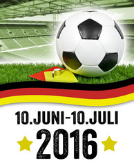 Fußball auf Wiese mit Karten mit Fußballstadion Frankreich 2016 