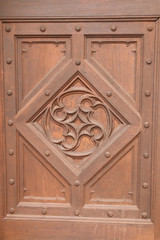 The pattern on the wooden door.