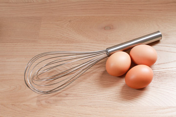 Oeufs et fouet