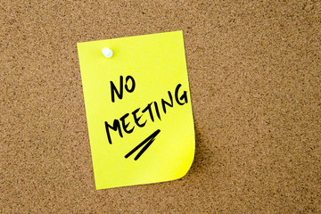 No Meeting written on yellow paper note - 111318276