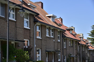 Façades des maisons les plus récentes de la cité-jardin Floréal à Watermael-Boitsfort 
