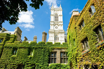 London, the Westminster abbey tower seen from the  cloister - obrazy, fototapety, plakaty