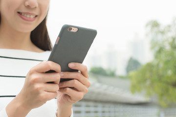 Fototapeta premium use cellphone woman