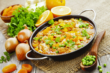 Chicken with oranges