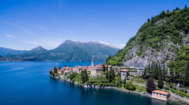 Varenna - Lago di Como - Foto aerea (Como Lake - Italy)