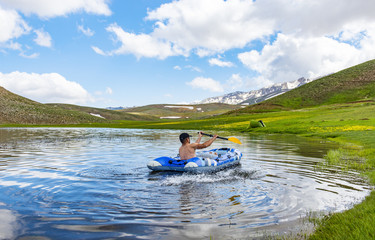 dağ g&ouml;llerinde bot macerası