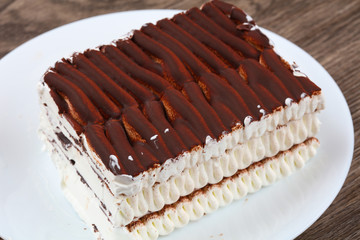 Ice cream cake