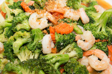  Broccoli with oyster sauce add shrimp.
