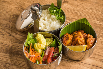インドの典型的なカレー定食　ミールズ　 Lunch of meals south India