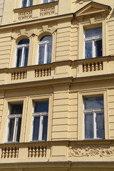 Obraz premium Façade d’immeuble classique à Prague