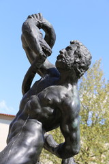 Statue de dieu antique dans les jardins du palais Wallenstein &agrave; Prague