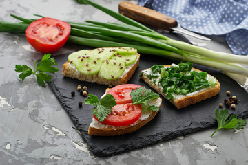 Healthy vegetarian sandwich with vegetable