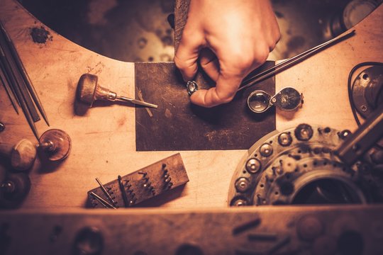 Desktop for craft jewellery making with professional tools.