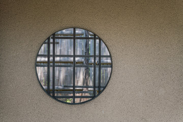 丸窓 / Round window
