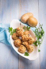 vegetarian meatballs with potatoes