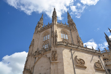 Fototapeta na wymiar torre de la catedral de Burgos