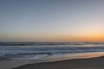 Fototapeta na wymiar california vibrant sunset on the pacific ocean