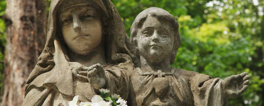 Statue Of Virgin Mary and Jesus Christ