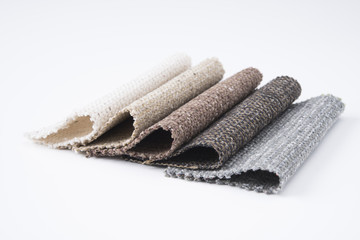 折り重なるナチュラルカラーの布地