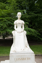 Obraz premium Statue der Kaiserin Elisabeth (Sisi) in Meran