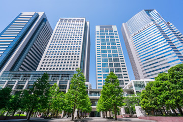 東京　品川　高層ビル　新緑
