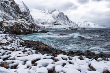 Impetuoso mare di Norvegia - Hamnoy