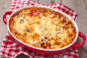 Macaroni casserole with ground turkey
