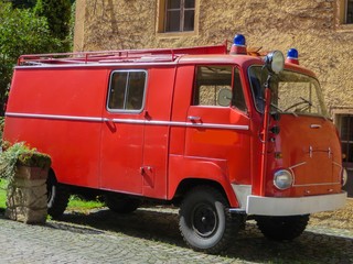 Nostalgisches Feuerwehrauto