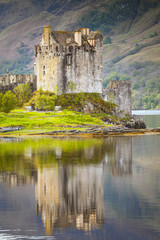 Scotland - Highlands - Eilean Donan Castle (1220)