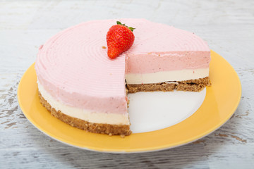 Delicious biscuit cake with strawberries