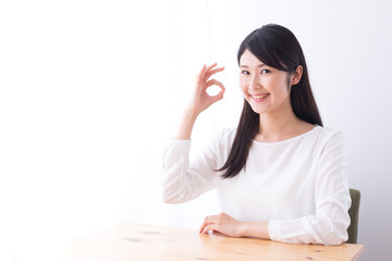 女性