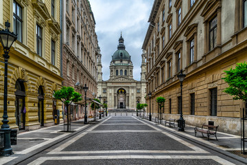 Fototapeta na wymiar St Stephens Basilica in Budapest Hungary