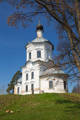 Obraz premium Nilo-Stolobensky monastery, white church