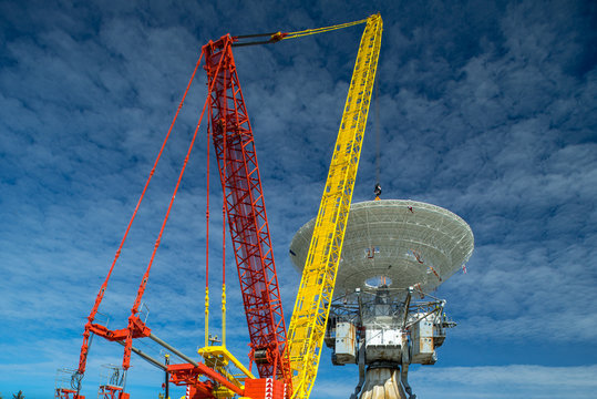 Radio telescope. Irbene. Mounting the antenna. Locator.
