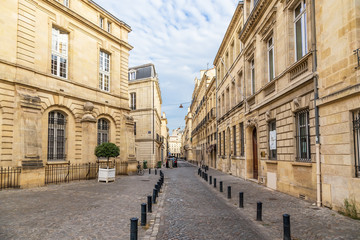 Fototapeta na wymiar Bordeaux. Street in the historic center. The historic center of Bordeaux, listed as a UNESCO World Heritage Site
